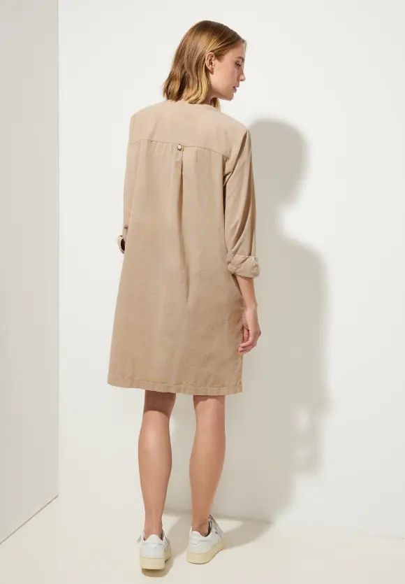Cordkleid mit Knopfleiste - dull bleached sand