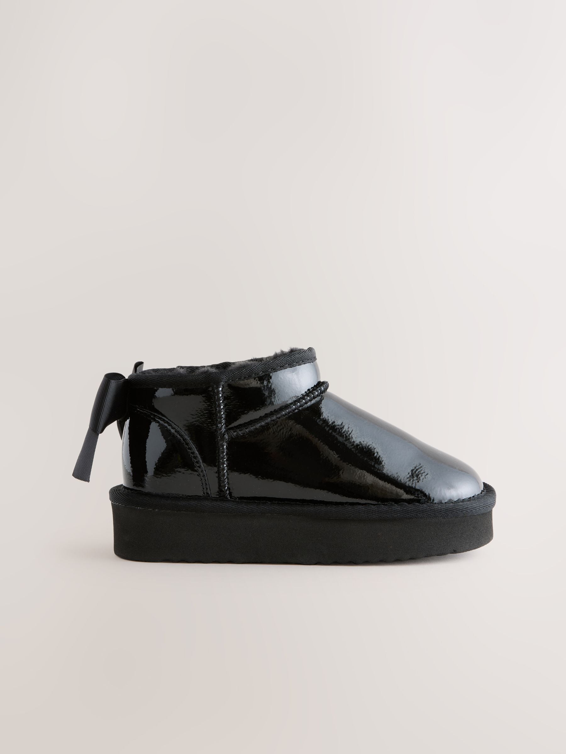 Zwart lak - Mini warmgevoerde instap Boots