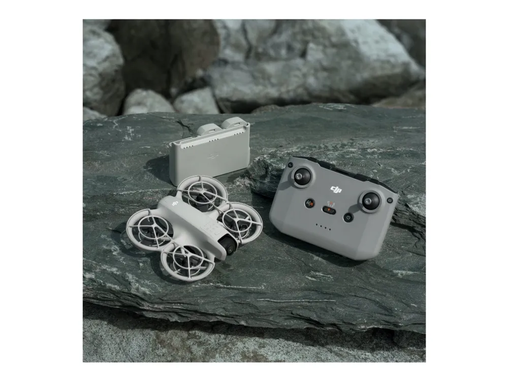 DJI Neo Fly More Combo - Drone