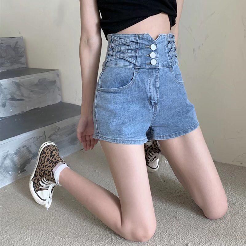 OGAWA - Denim shorts met hoge taille en kruiswassing