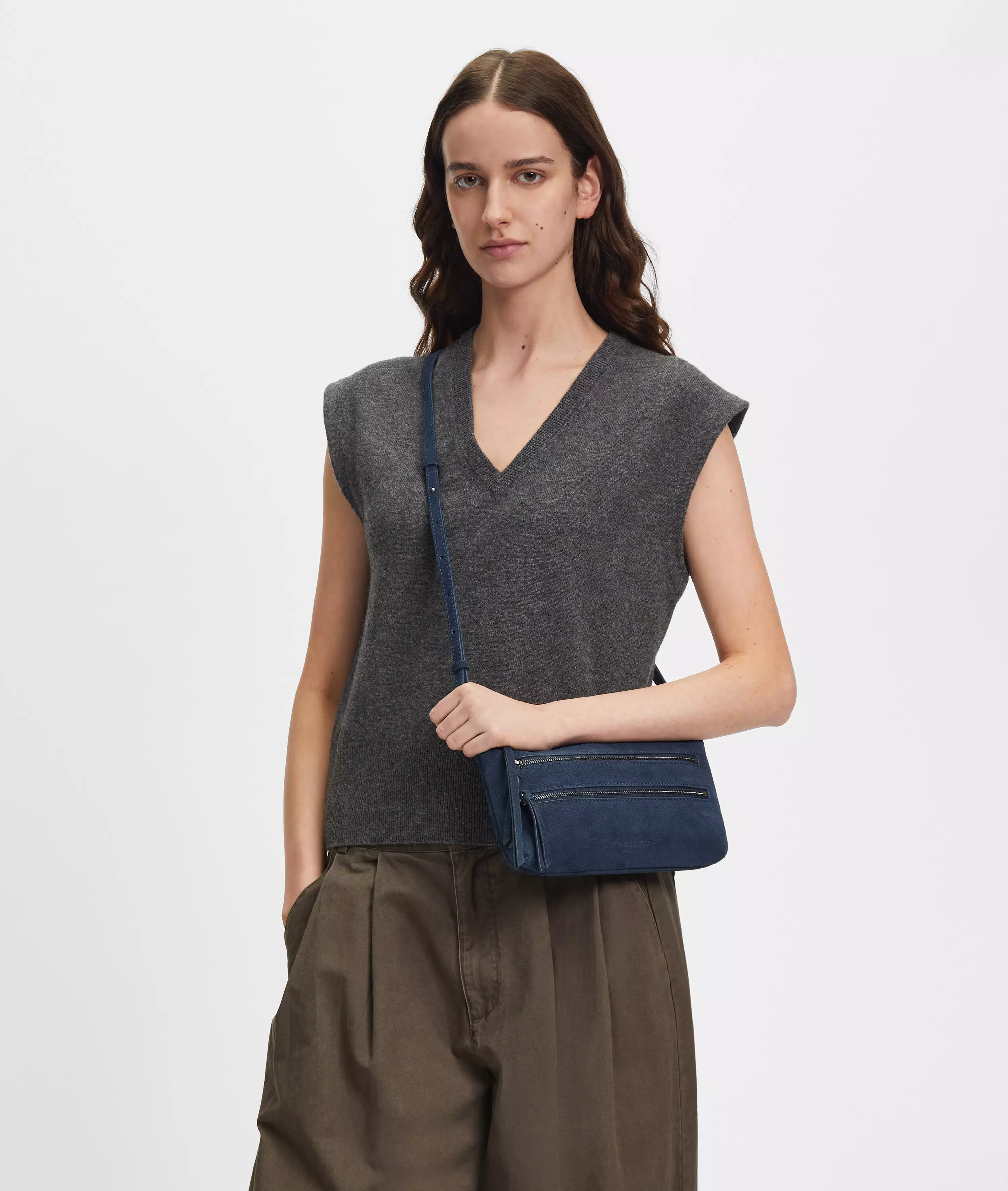 Crossbody Handy shoulder bag made from soft suede