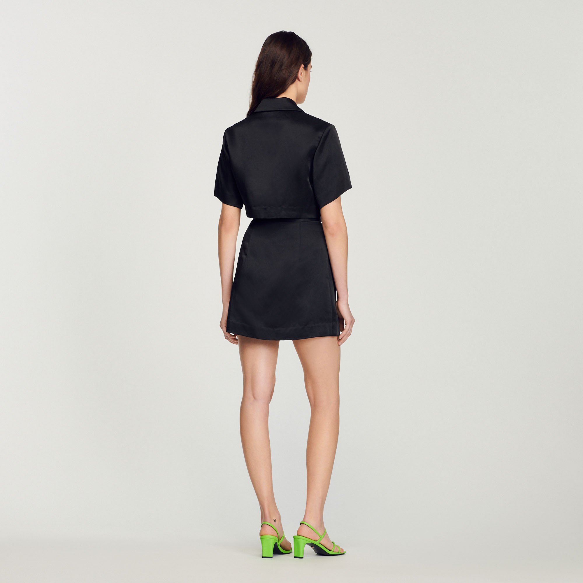 Robe courte ajouree