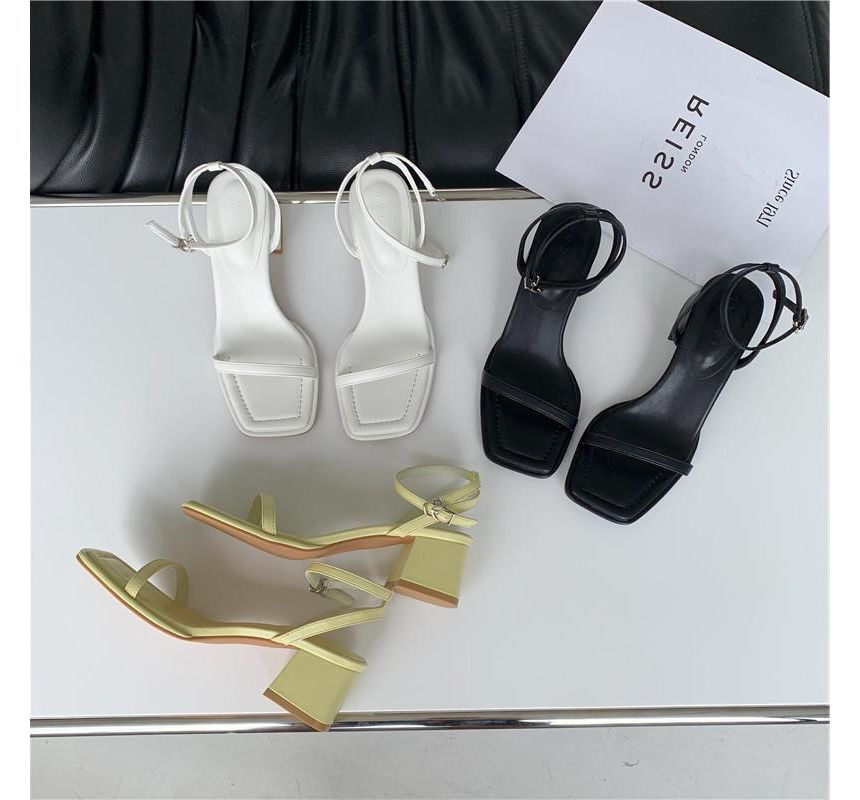 Anran - Sandalen met enkelband en dikke hak