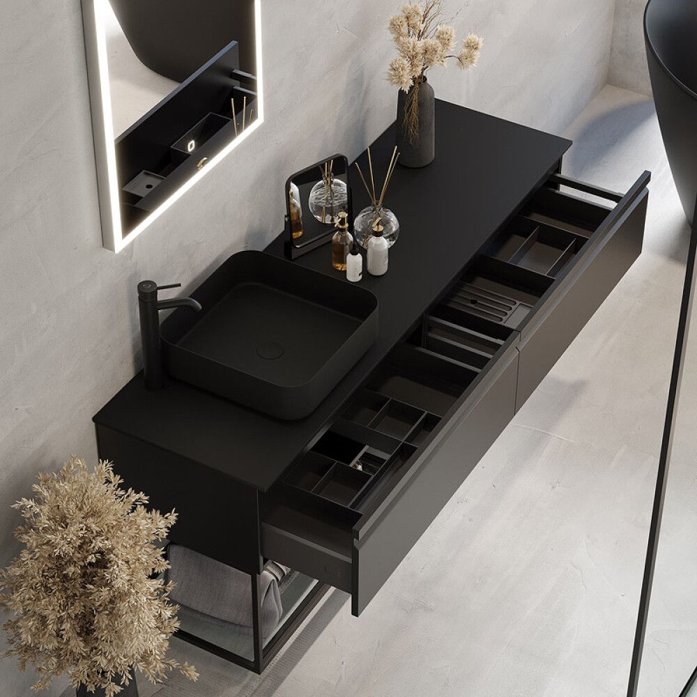 BADEROMSMØBEL CAMARGUE SKÄRGÅRD IQ+ M.HYLLE/INT.FRONT SVART MATT 160CM
