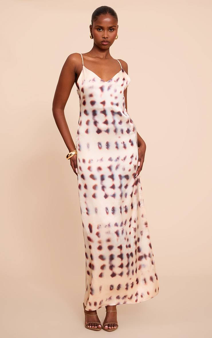 Crème Robe Longue En Satin Imprimé Avec Col Drapé