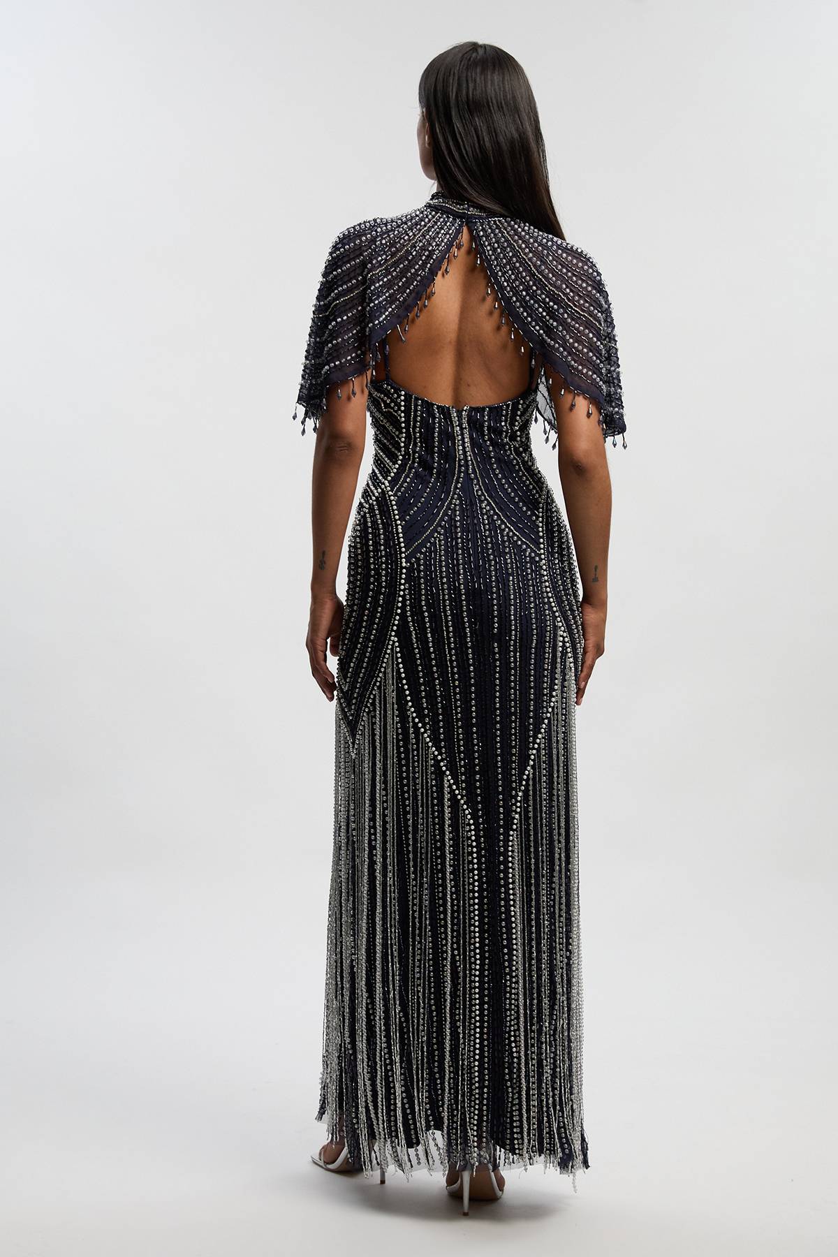 KarenMillen Robe Longue Tissée Ornée De Cristaux Avec Cape Amovible