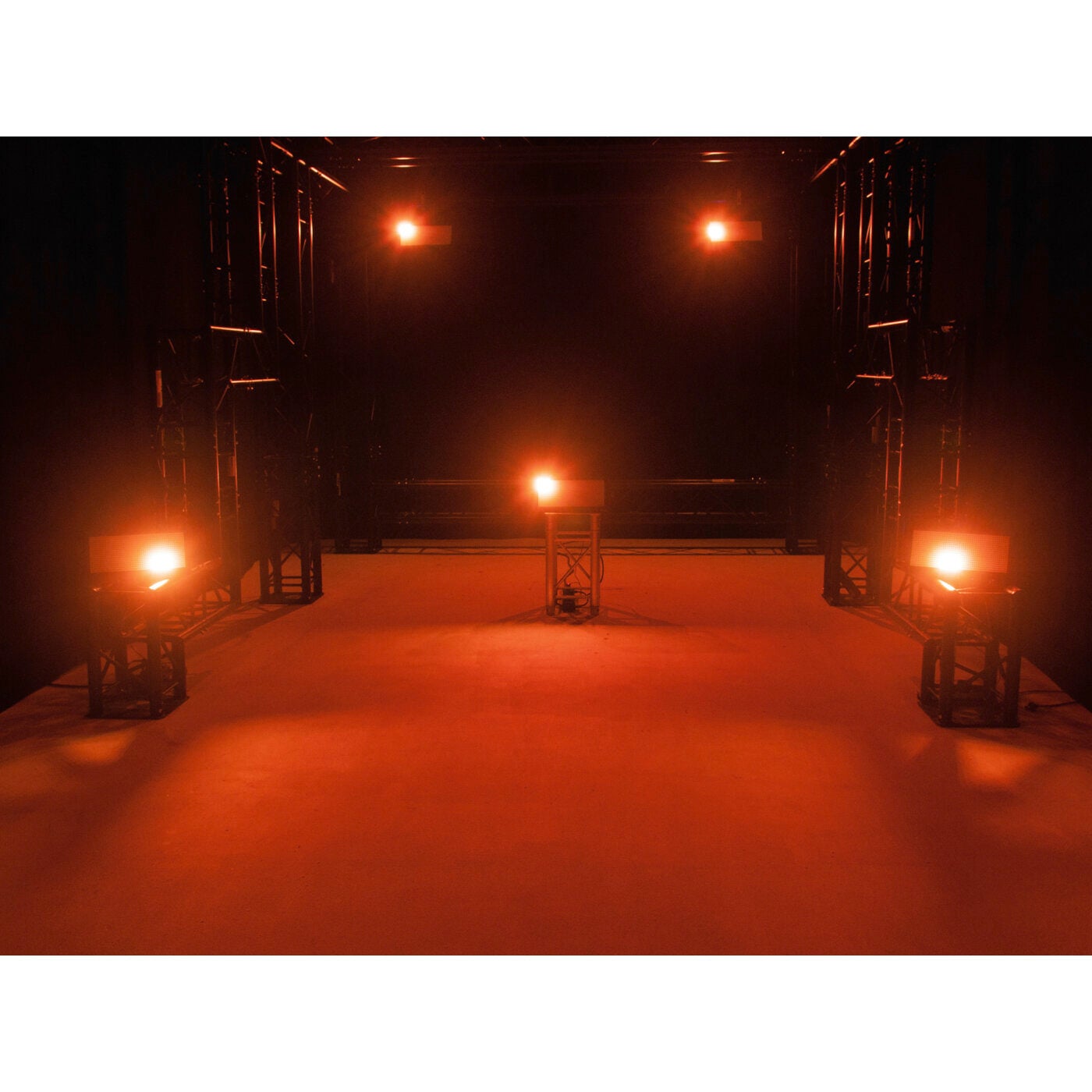Eurolite LED Strobe SMD PRO 864 DMX RGB 3-in-1 LED lichteffect