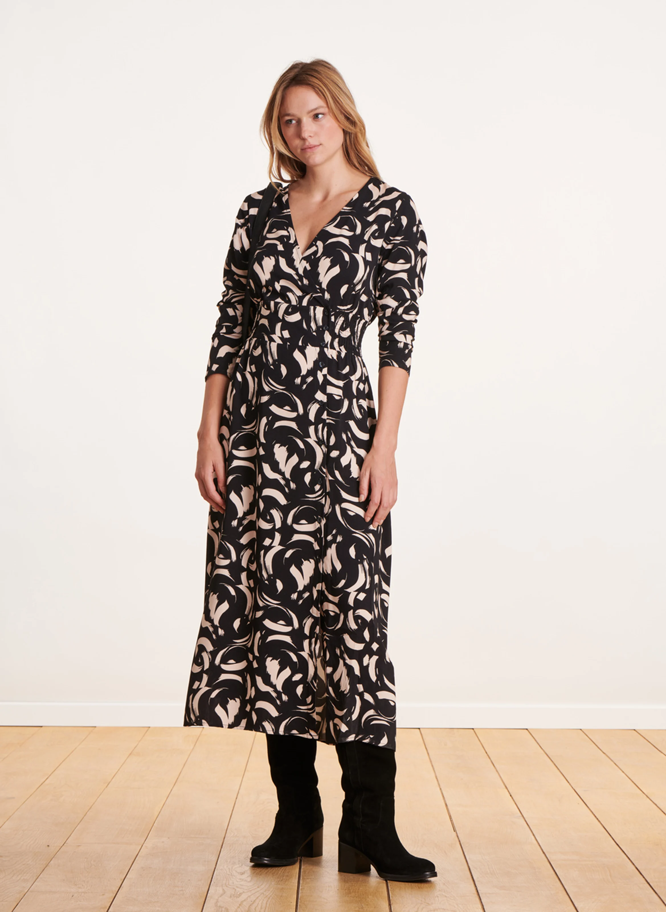 Robe longue droite à col V | Noir
