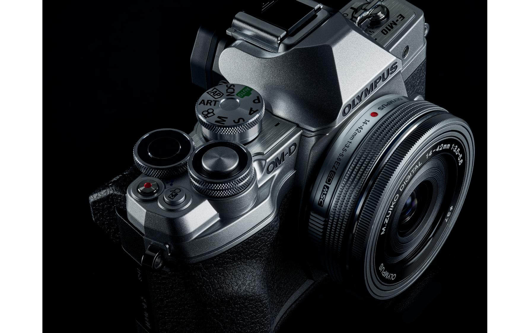 Fotokamera E-M10 Mark IV Kit 14-42 Schwarz<br>Kompakte Fotokamera mit Bildstabilisator und Sucher