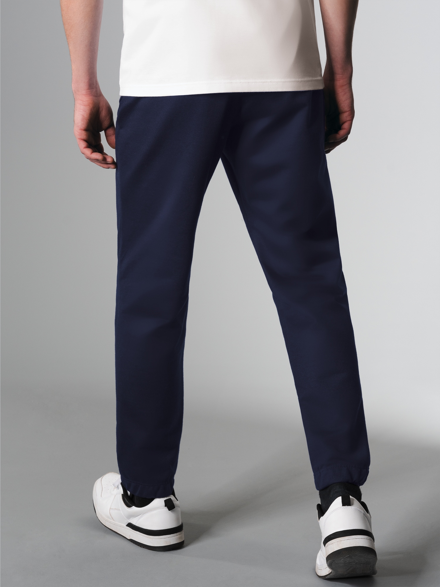 Jogginghose mit praktischem KordelzugNavy