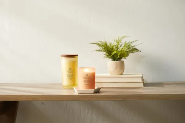 Chesapeake Bay Candle - Medium - Love & Passion