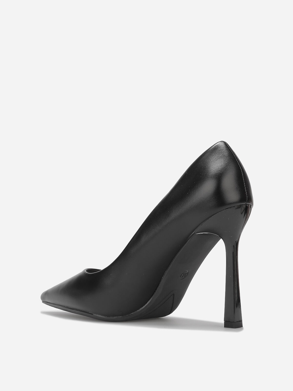 Stilettos pointus à talon verni- Noir