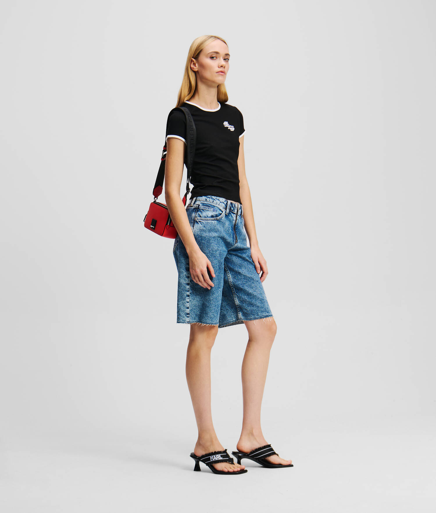 T-SHIRT À MANCHES COURTES - Noir