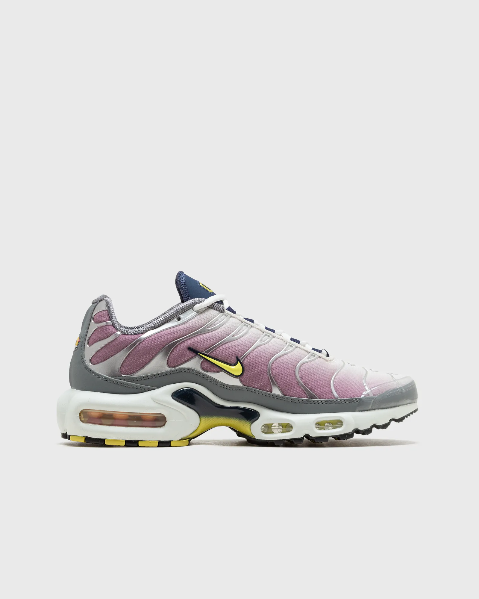 Nike WMNS NIKE AIR MAX PLUS 'VIOLET DUST AND HIGH VOLTAGE'