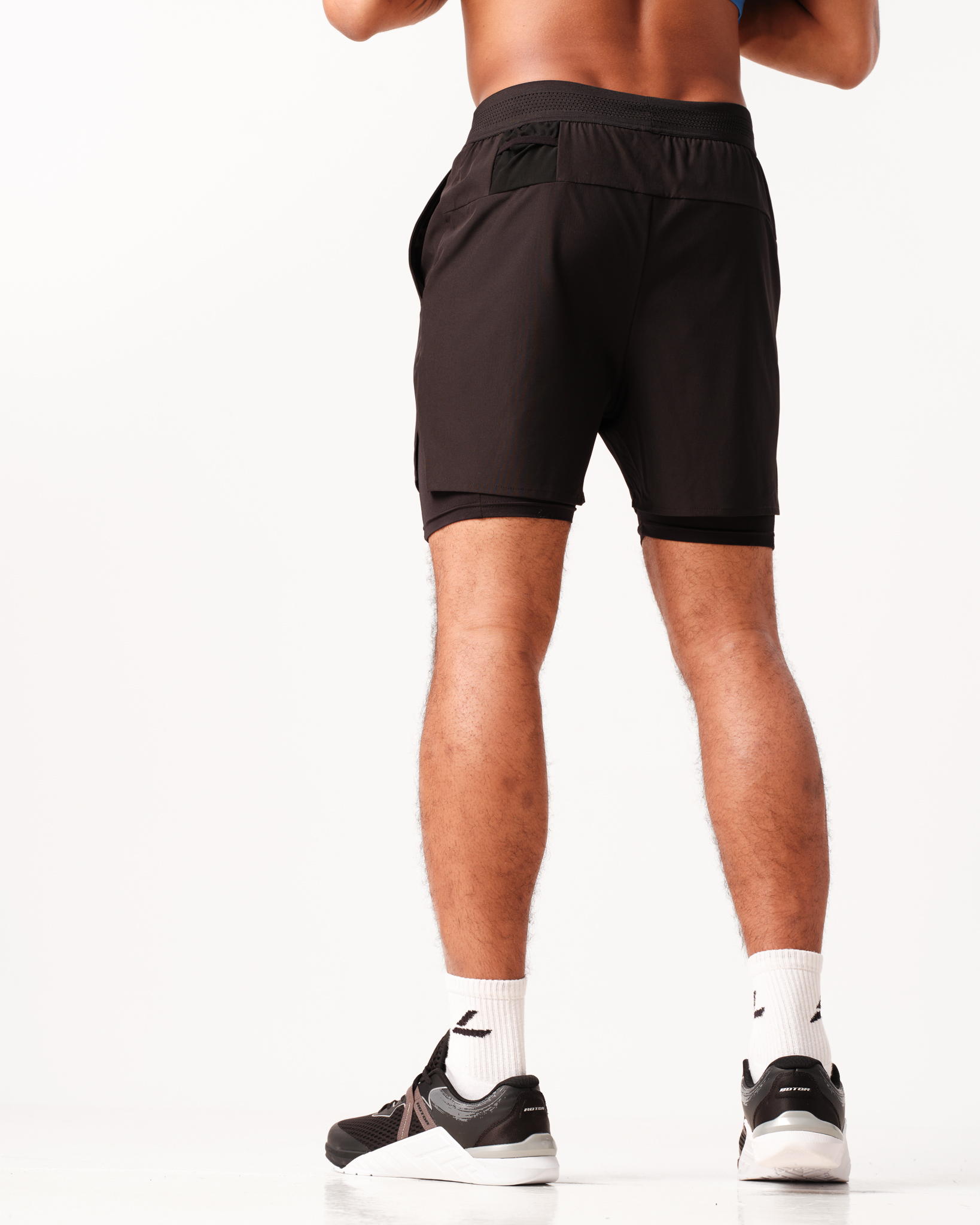 LEVITY Hybrid 2-1 Pocket Shorts M Black