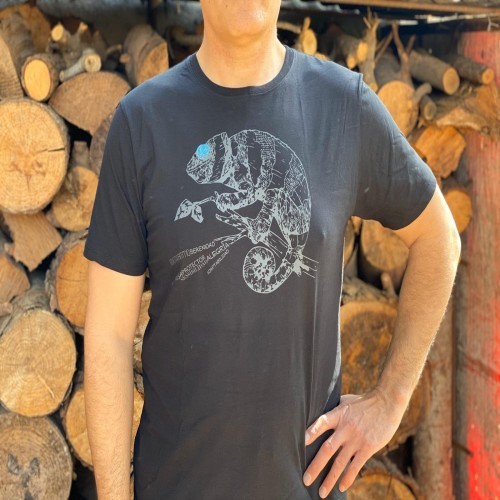 Camiseta masculina Animal Totem camaleão preta