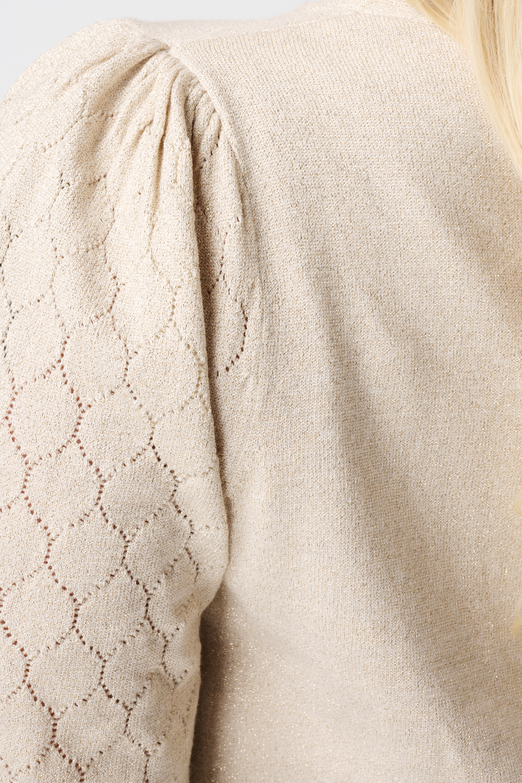 Trui met lurex en details op de mouwen Kit