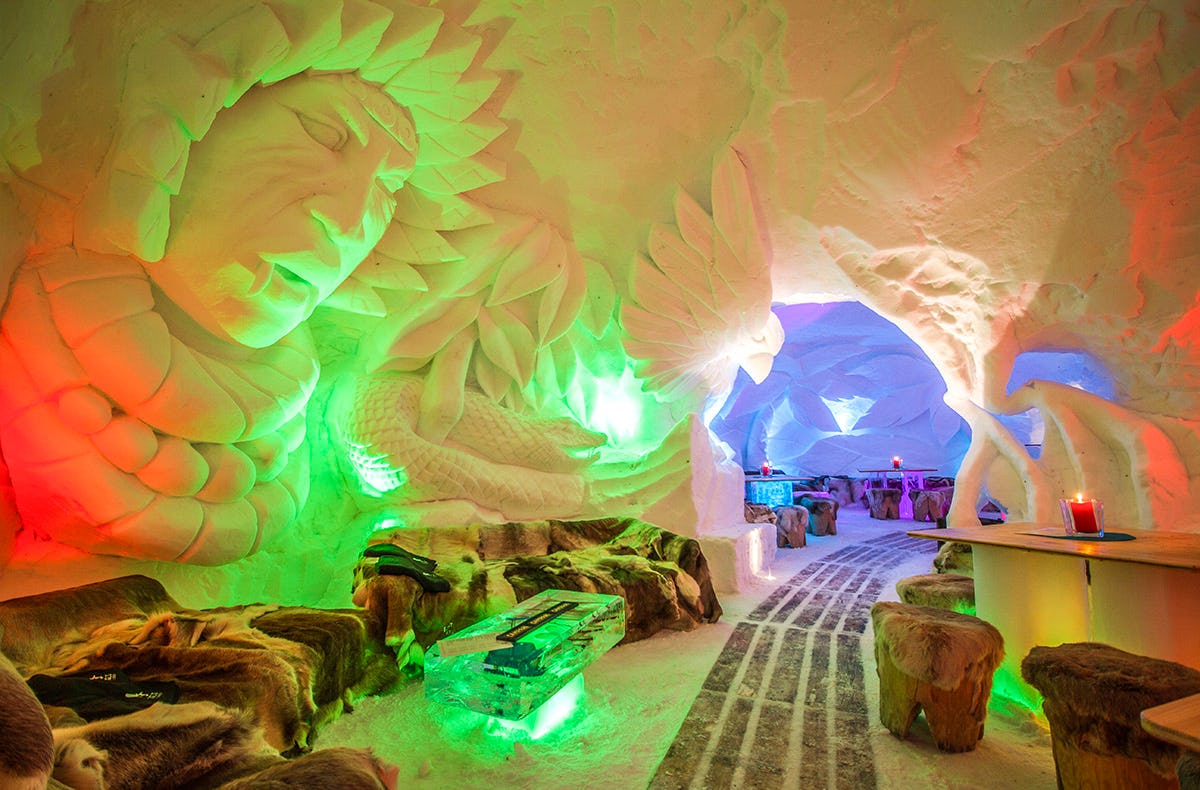 Iglu-Übernachtung in Oberstdorf als romantisches Geschenk
