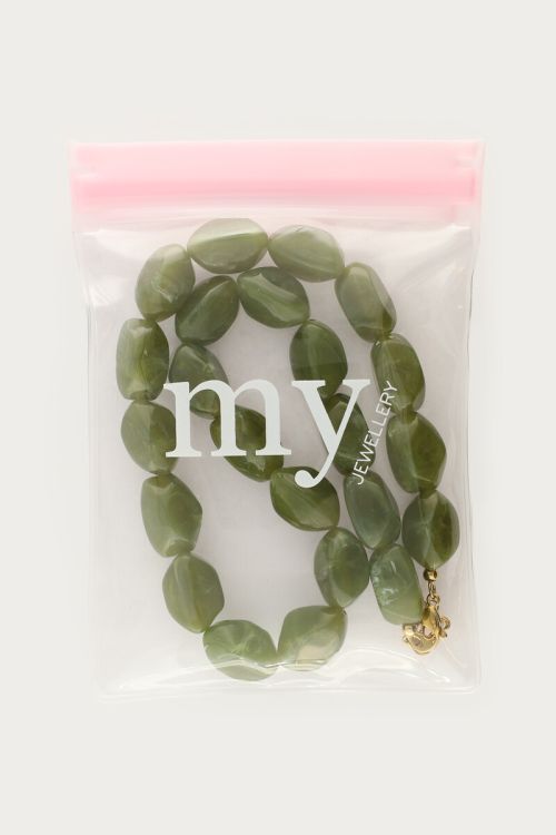 Groene statement ketting met ovalen kralen