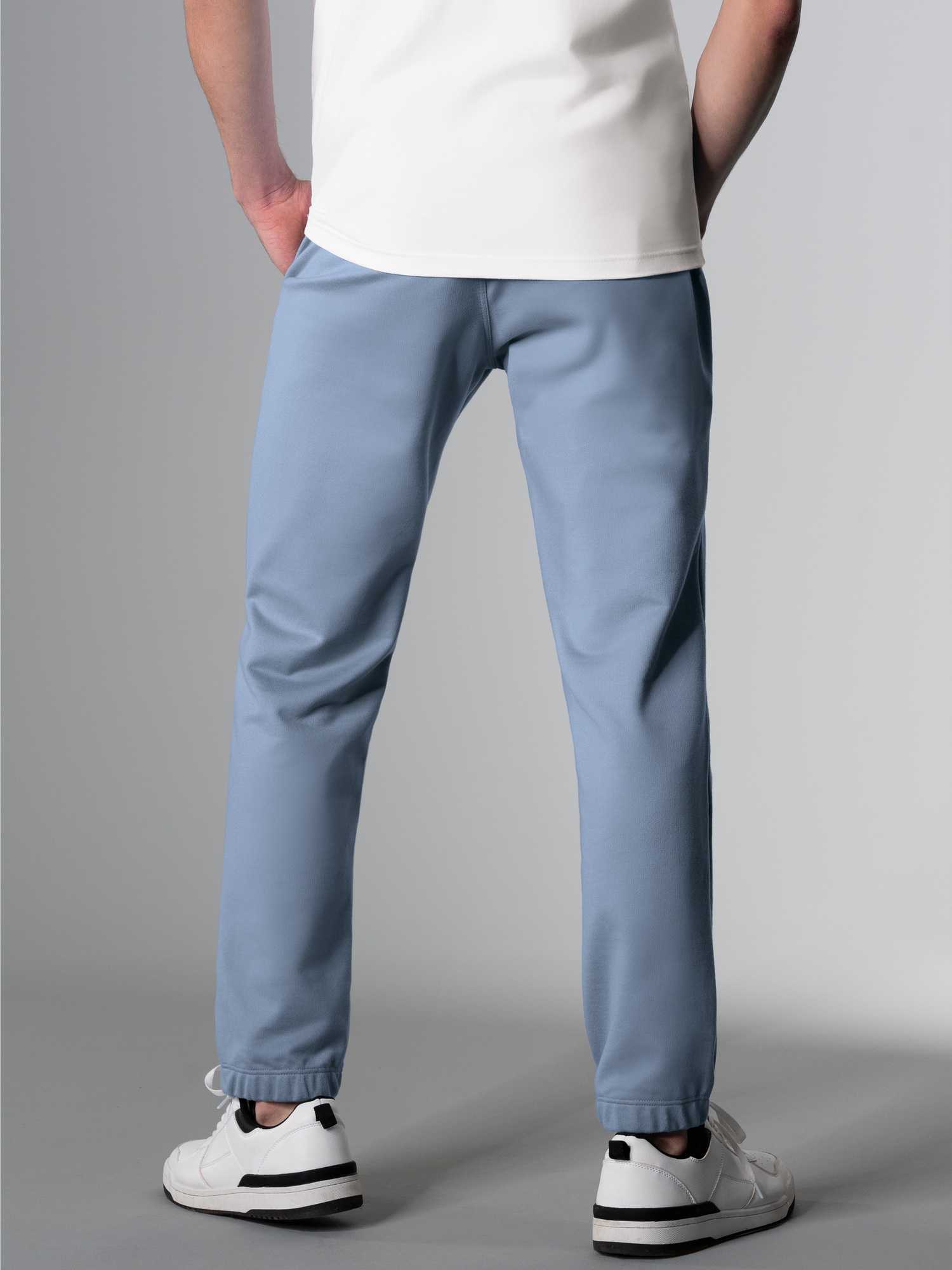 Jogginghose mit praktischem KordelzugPearl-blue
