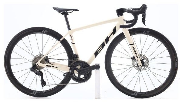 Produit reconditionné · BH Ultralight Evo Carbone Di2 12V · BEI / Vélo de route / BH | Très bon état