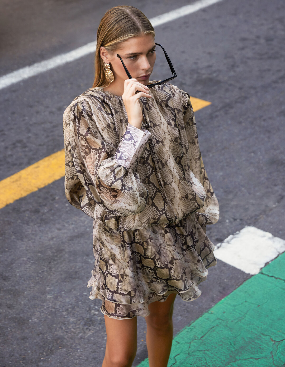 Snake Ruffle Mini Jurk Lichtbruin