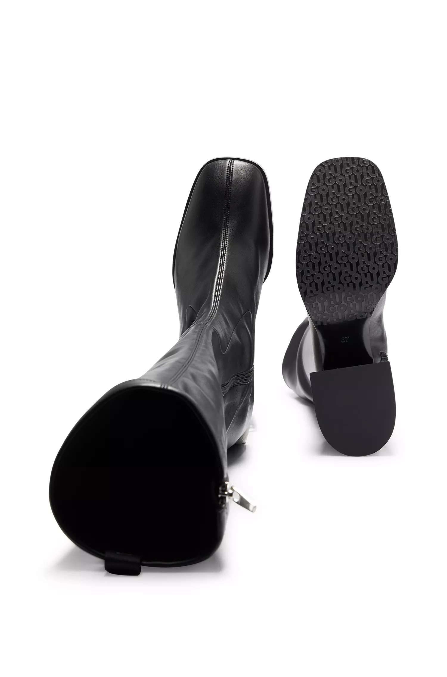 Botas HUGO vermelhas de cano alto com salto bloco em tecido revestido.
