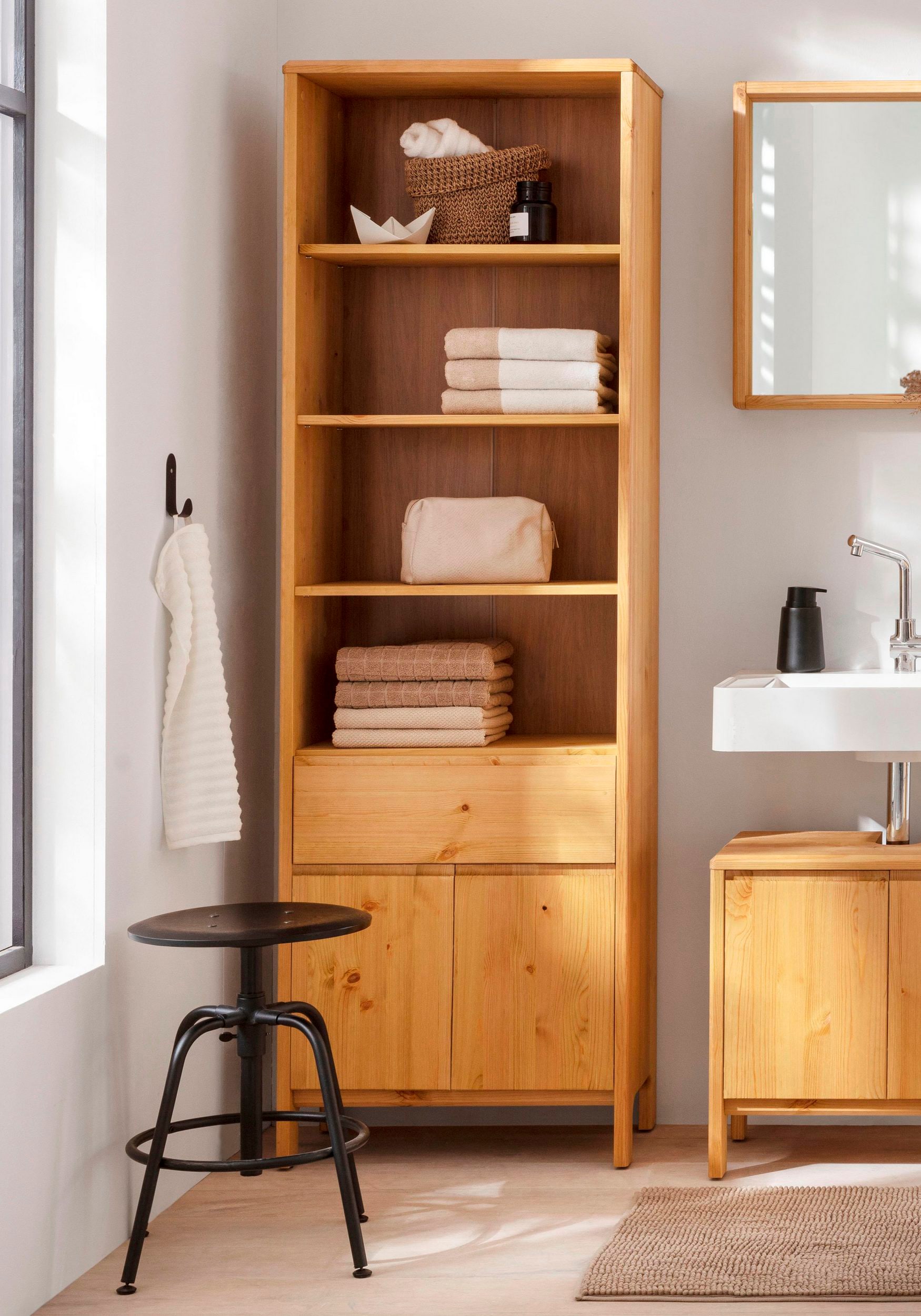 GOODproduct Hochschrank »Jorrick« Breite 60 cm, Massivholz Kiefer mit Bio Öl/Wachs behandelt