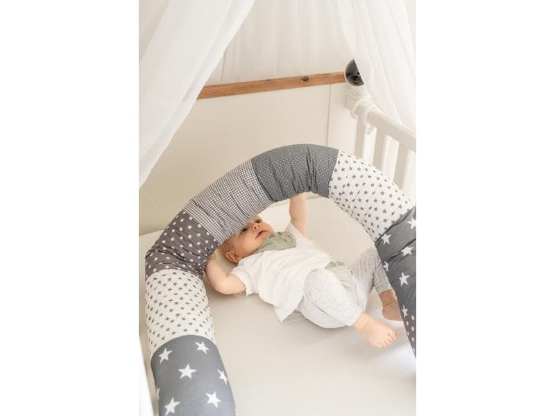 Ullenboom Nestschlange Graue Sterne 300 cm Bettschlange für Babybett