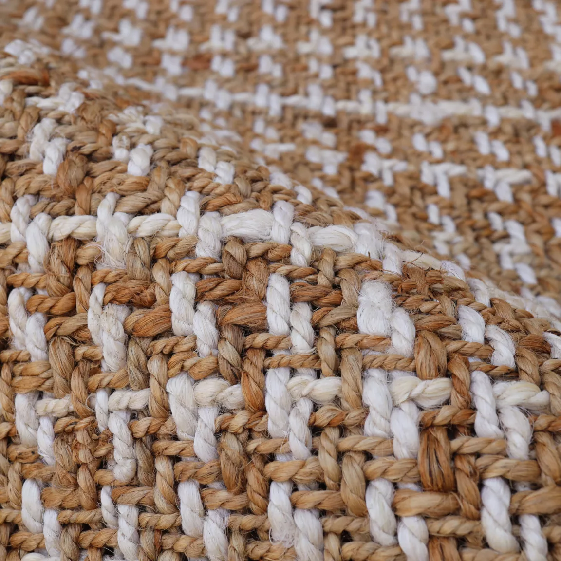 Tapis de salon rectangulaire jute tissée main (160 x 230 cm) Weston Marron