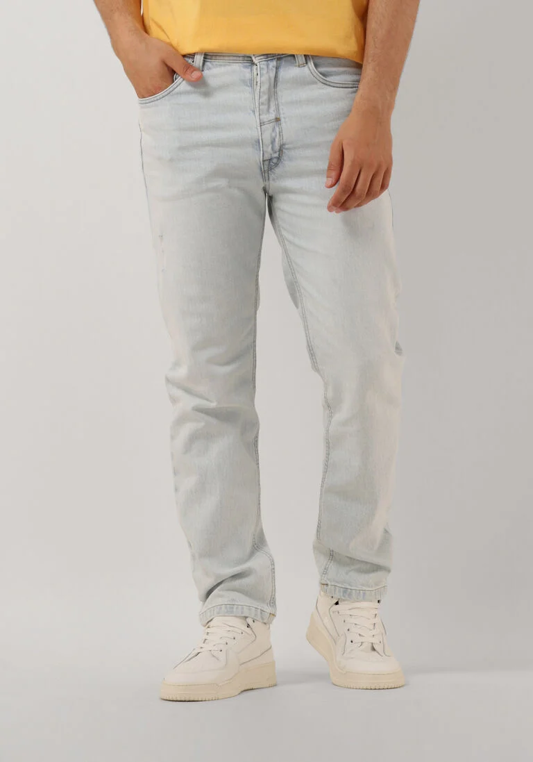 DRYKORN lichtblauwe drykorn slim fit jeans sit 260175