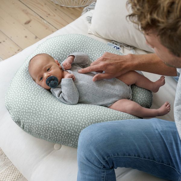 Doomoo Softy Cloudy Voedingskussen Kaki