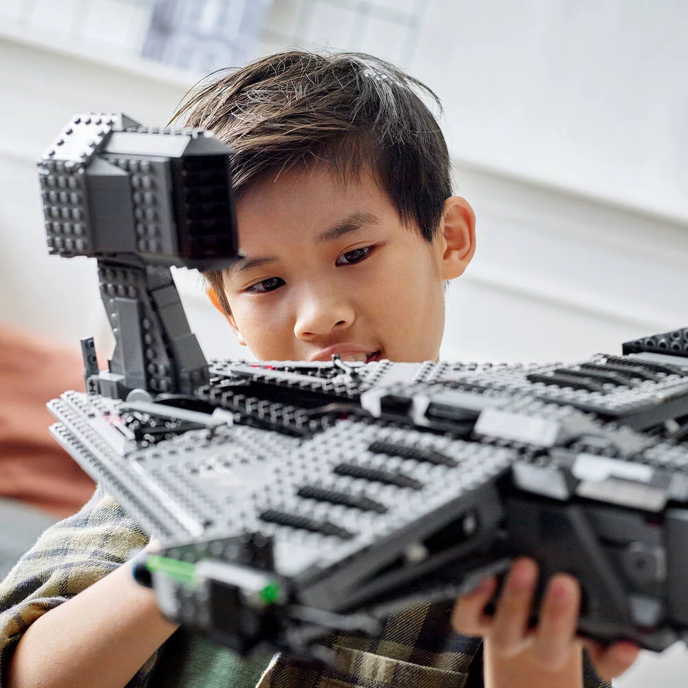 LEGO®STAR WARS 75323 LE JUSTIFIER™