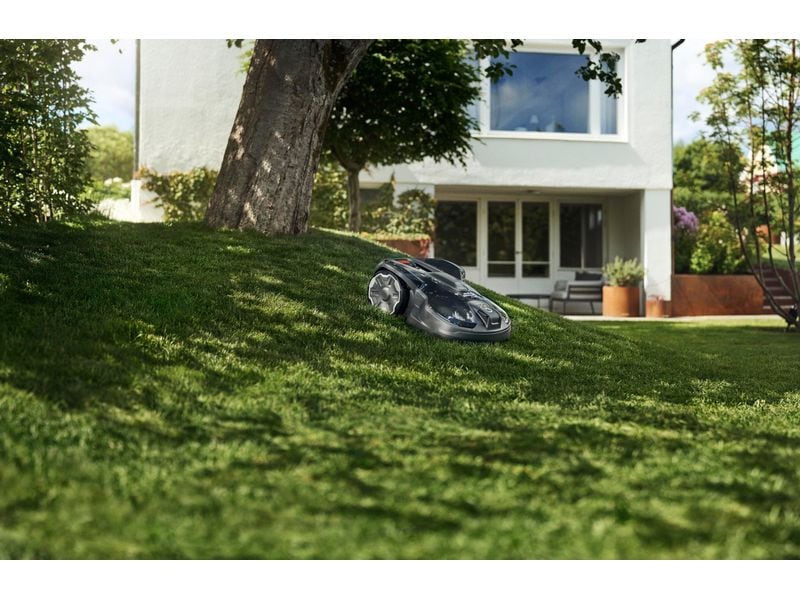 Husqvarna Mähroboter Automower 320 NERA, 2200 m² Automatischer Rasenmäher mit LED Scheinwerfern