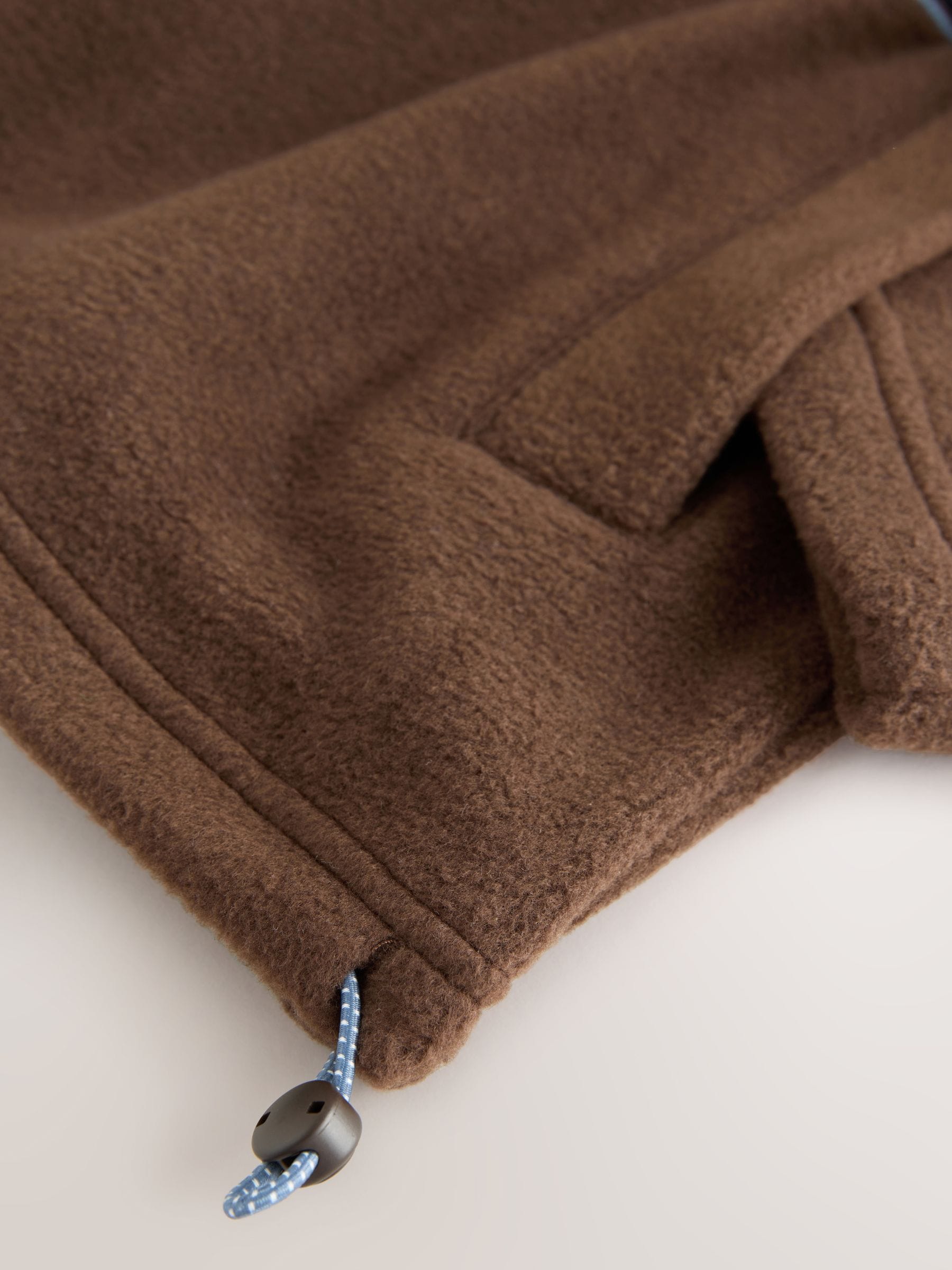 Chocoladebruin - Fleece trui met korte rits