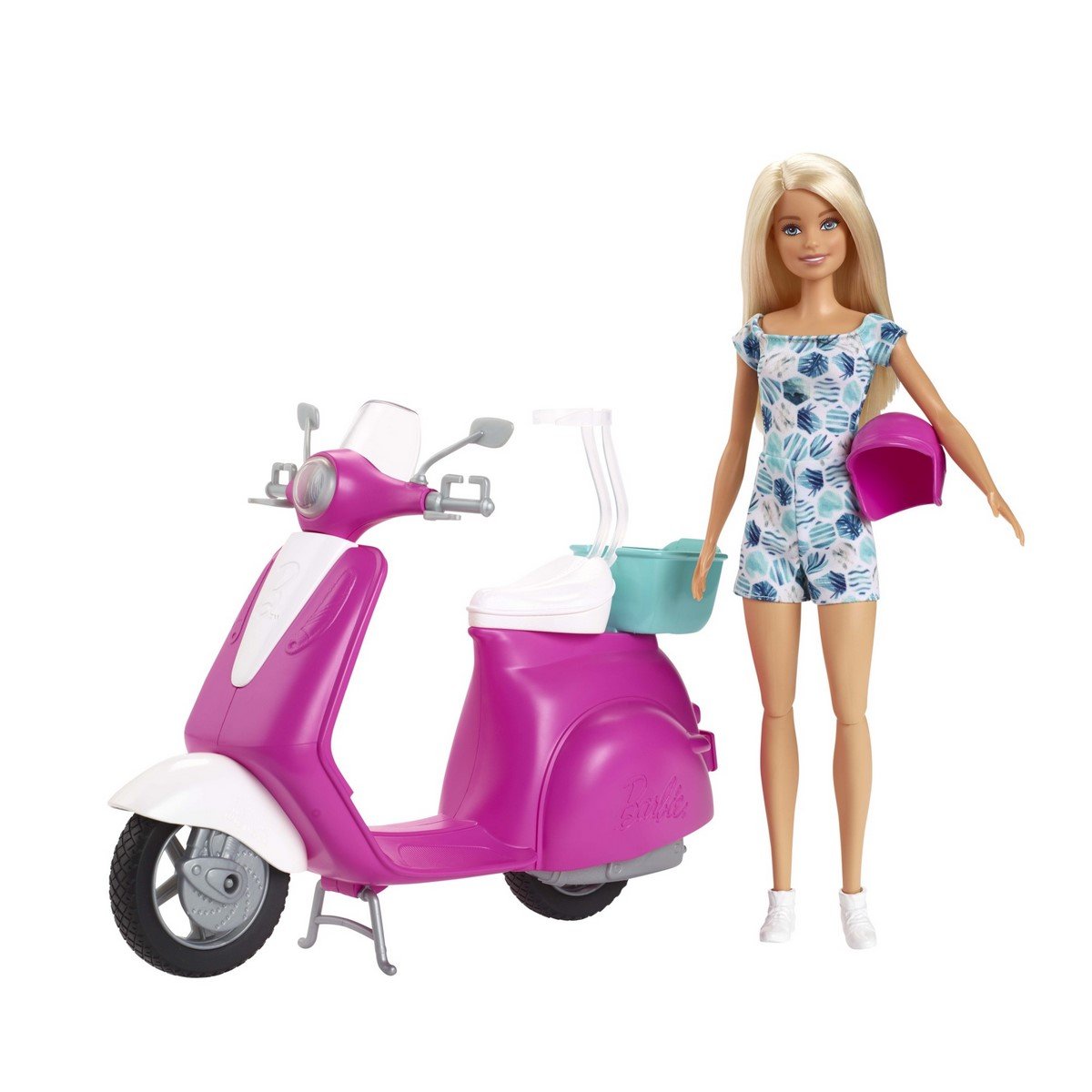 Barbie et son scooter