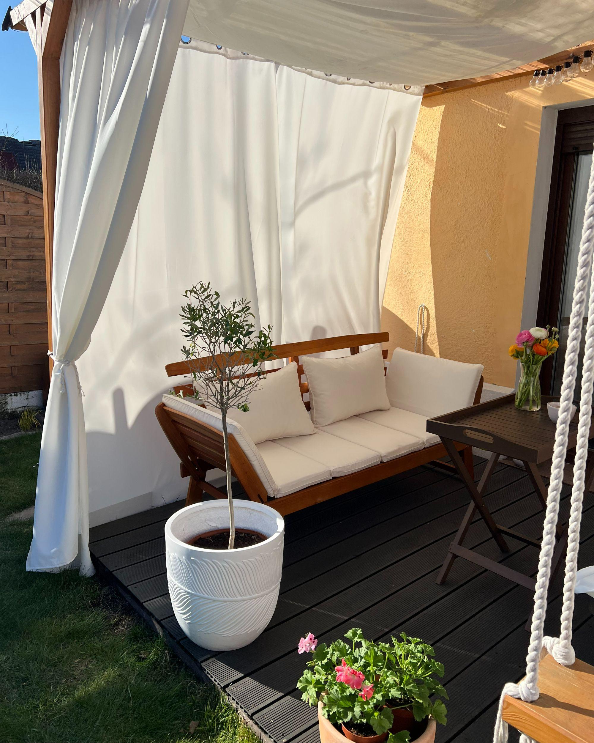 Tuinbank met zitkussen PORTICI 210 cm Eucalyptushout Lichtbruin/wit