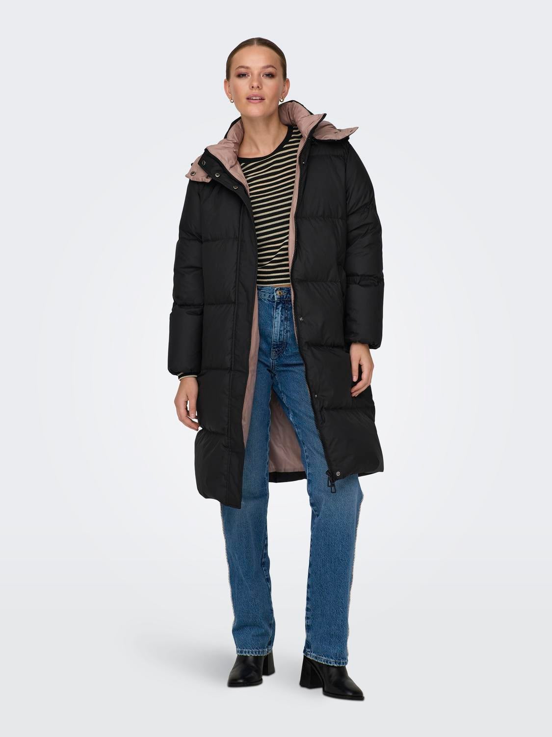 ONLVILMA Steppmantel Black