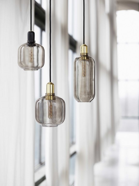 Normann Copenhagen Amp Lamp hanglamp small Ø14 goud/groen