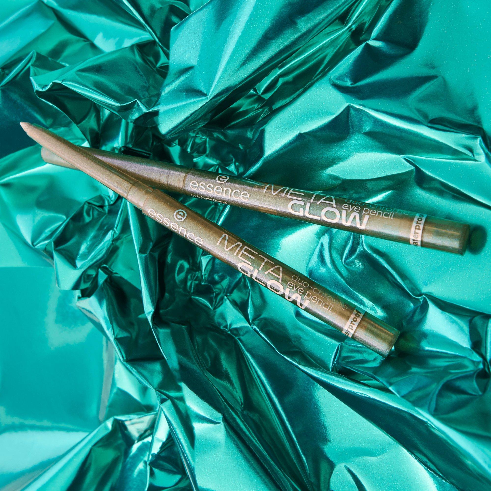 META GLOW duo-chrome eye pencil