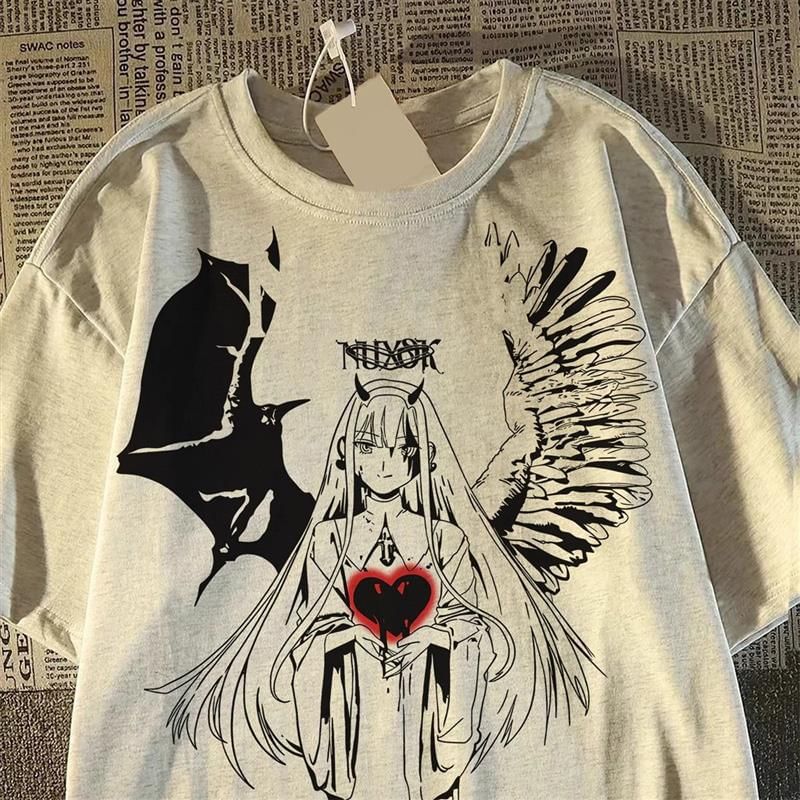 Bay Go Mall - T-shirt met korte mouwen en ronde hals en duivelsprint