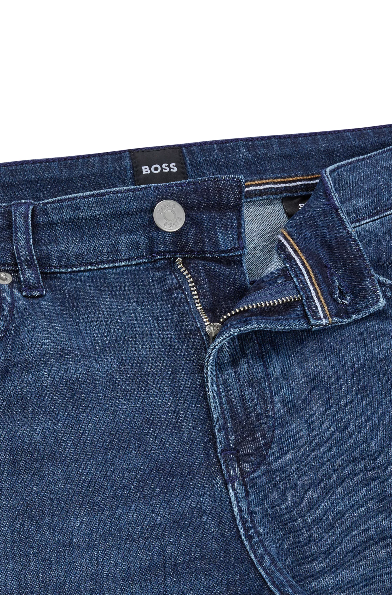 Calça jeans BOSS preta, corte slim, em denim italiano leve azul-escuro.