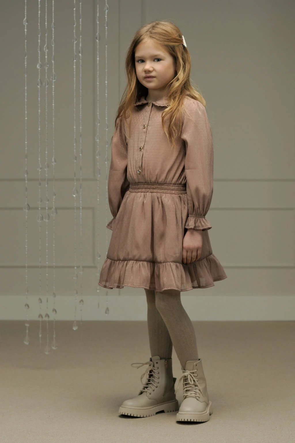 Le Chic semi-transparante jurk SWANKA lichtbruin