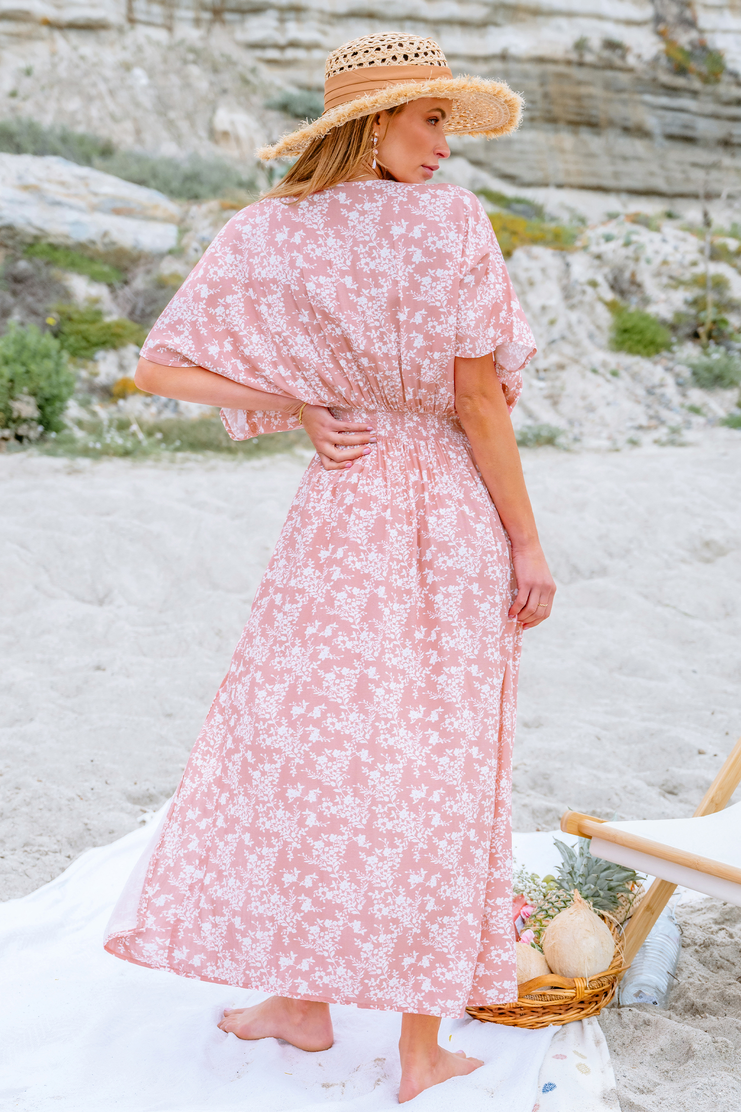 Robe maxi à col V fleurie et à manches dolman