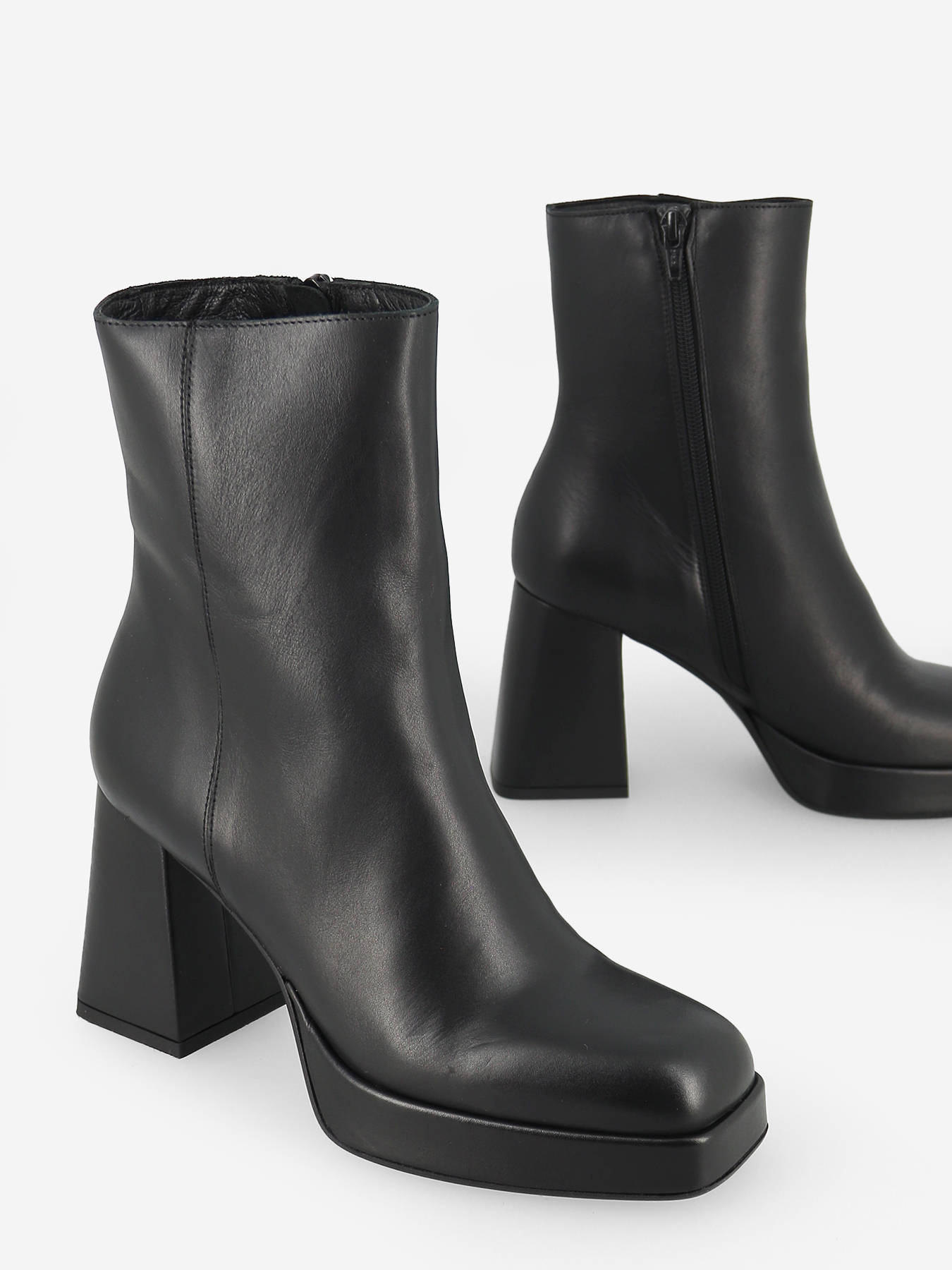Bottines  talon en cuir SEMERDJIAN
