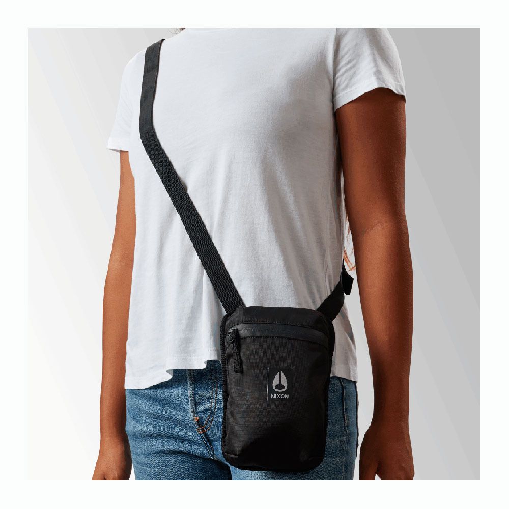 Nixon DAYTRIPPIN' 9L - Sac À bandoulière black