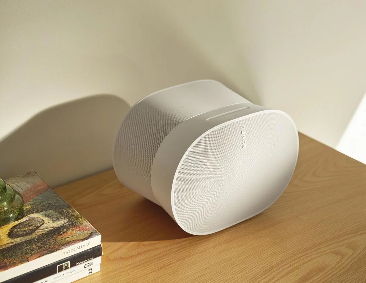 Sonos Era 300 Blanc   Vogel's SWM 4131 Blanc (la paire) Enceintes connectées