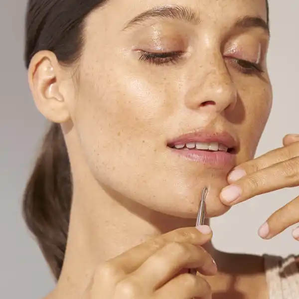 No-Slip Skin Care Tool - Mittesserentferner