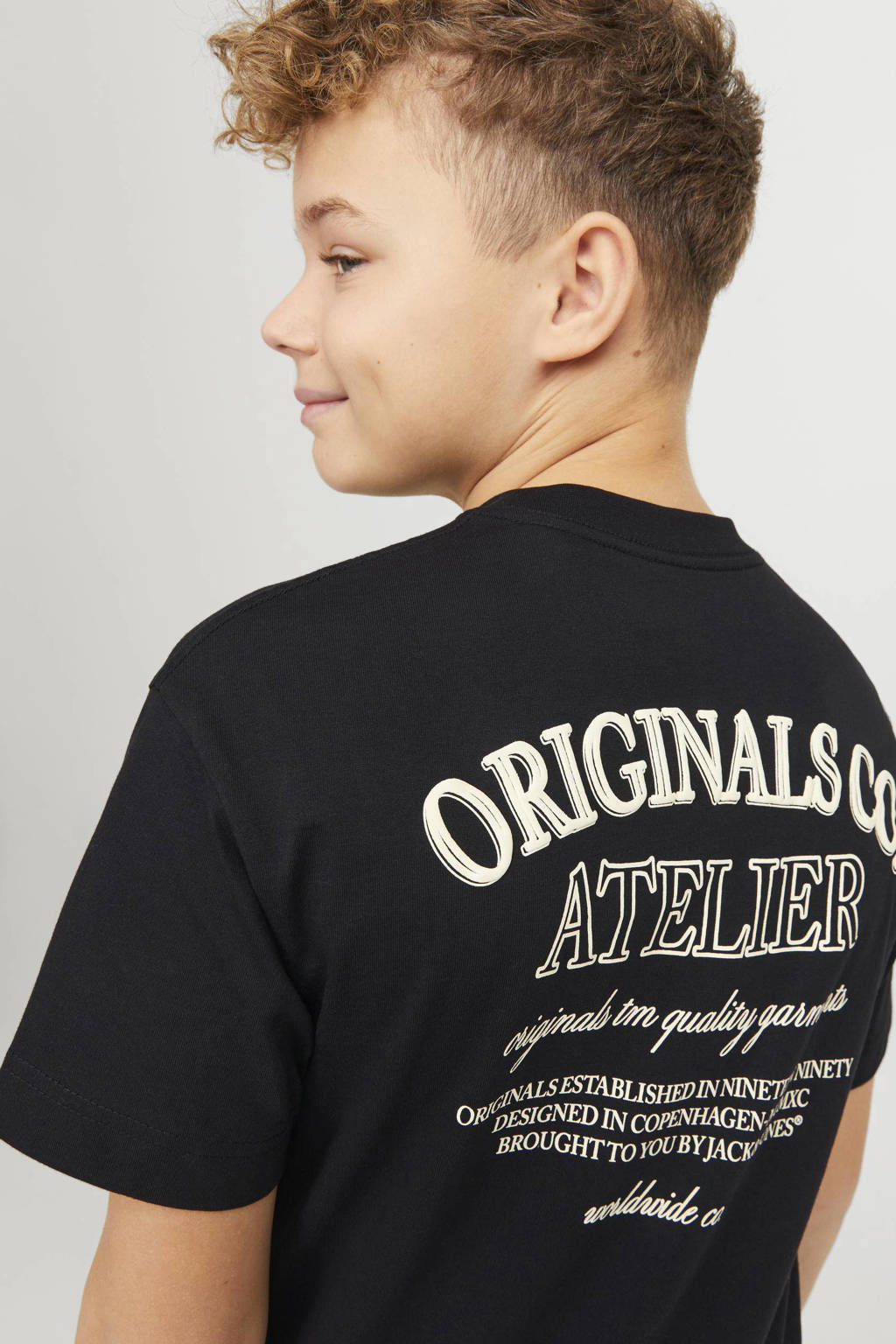 JACK & JONES T-shirt JORSANTORINI met backprint zwart