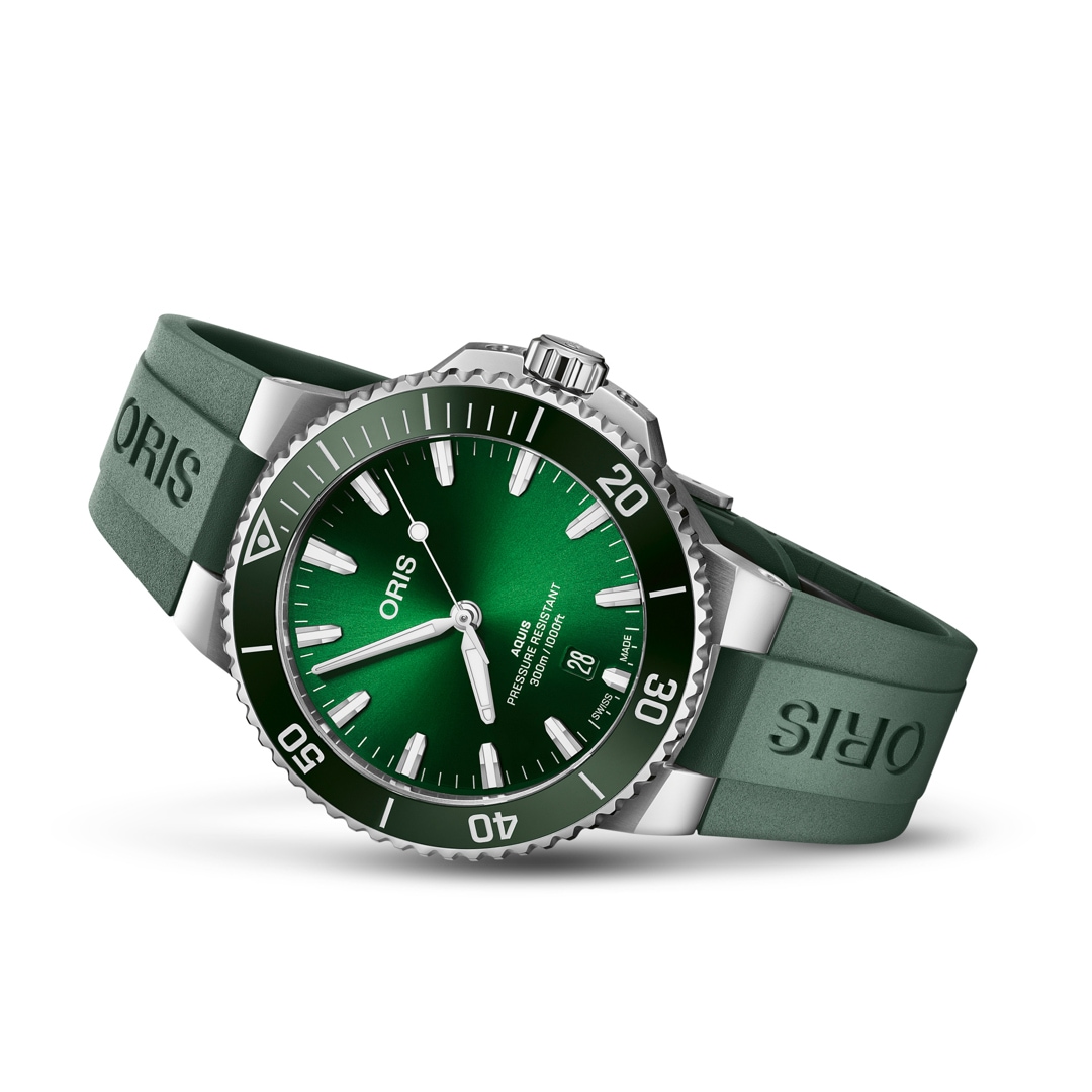 Oris Aquis Date Grün / Kautschuk Ø 43.5mm